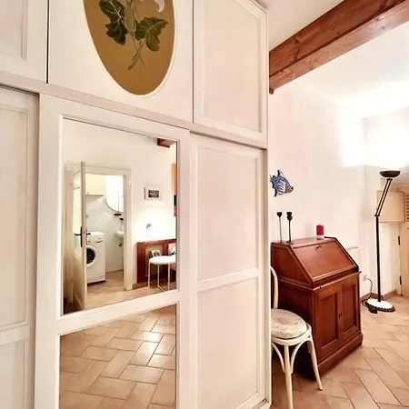 Holiday home Dream House, 80m2, Fresco Painting On The Vault